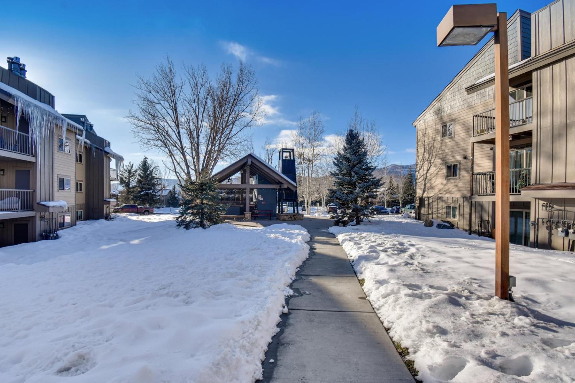Central Steamboat Condo Outdoor Hot Tub And Pool! Steamboat Springs Eksteriør billede