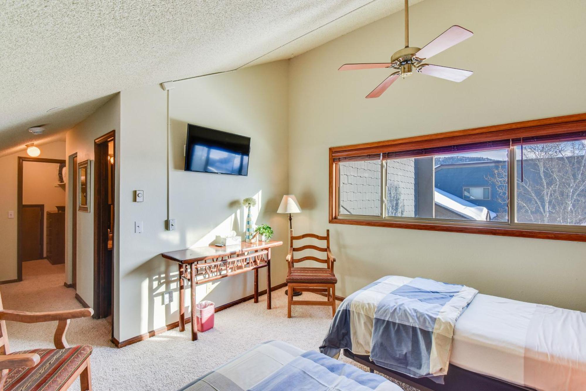 Central Steamboat Condo Outdoor Hot Tub And Pool! Steamboat Springs Eksteriør billede